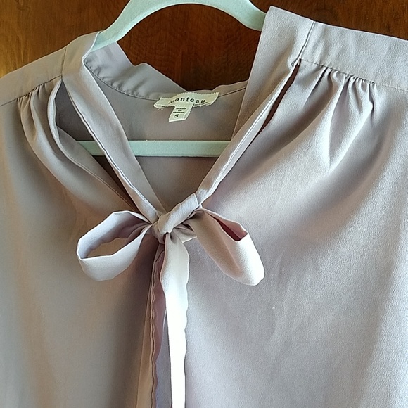 Light dusty pink bow necked top - Picture 3 of 3